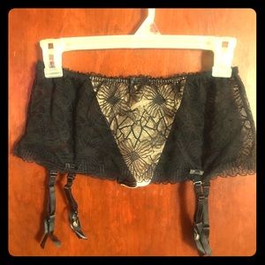 FIRM- Felina garter belt with built in g-string